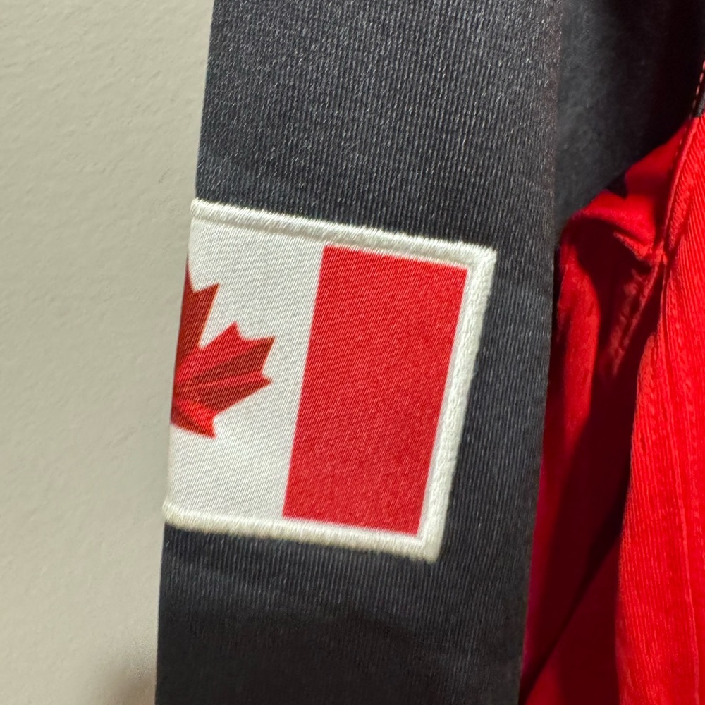 Nike Team Canada Olympic Official Jersey - XL - Picture 6 of 8